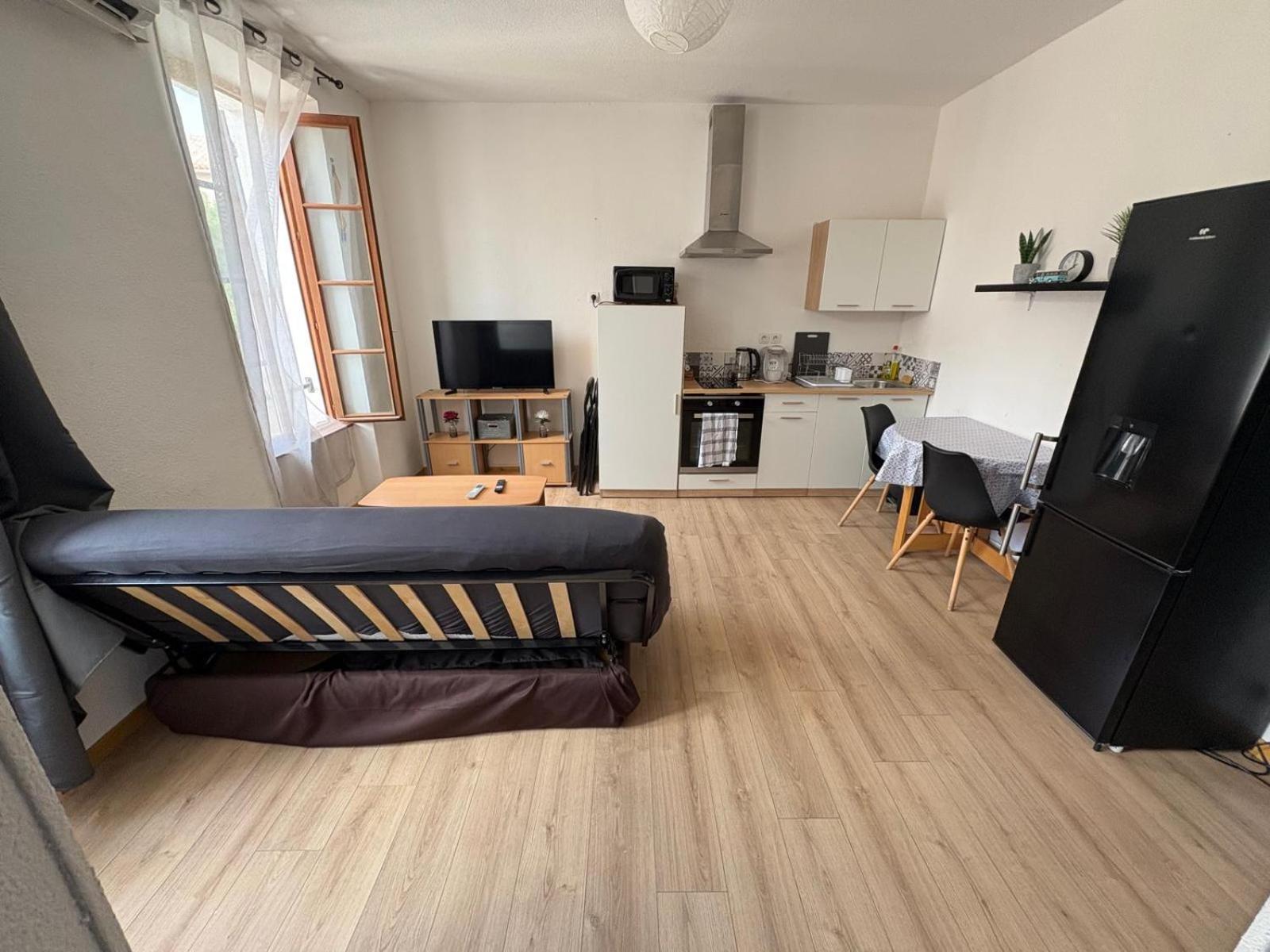 Appartement T2 Avec Balcon Proche Centre-Ville Narbonne Extérieur photo